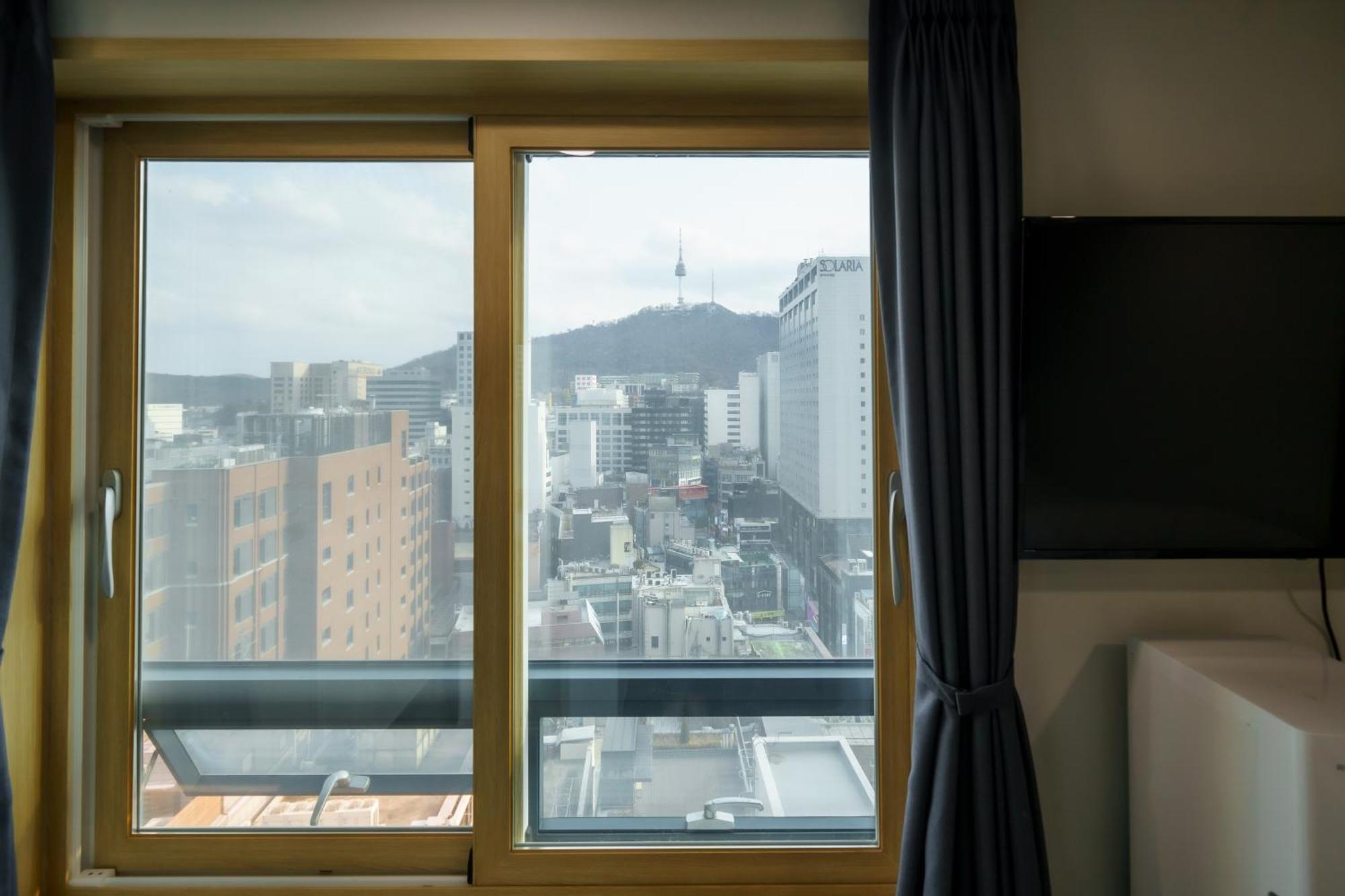 The Stay Hue Myeongdong Сеул Екстер'єр фото