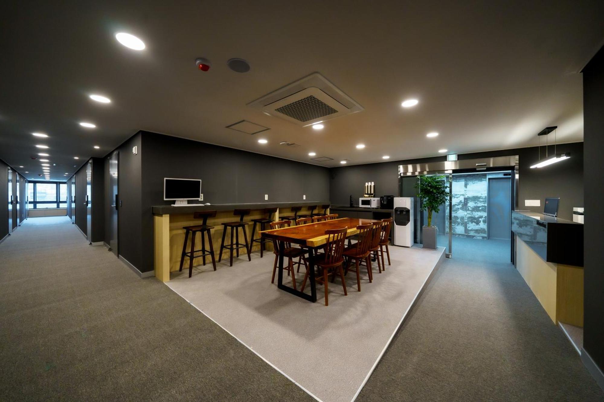The Stay Hue Myeongdong Сеул Екстер'єр фото