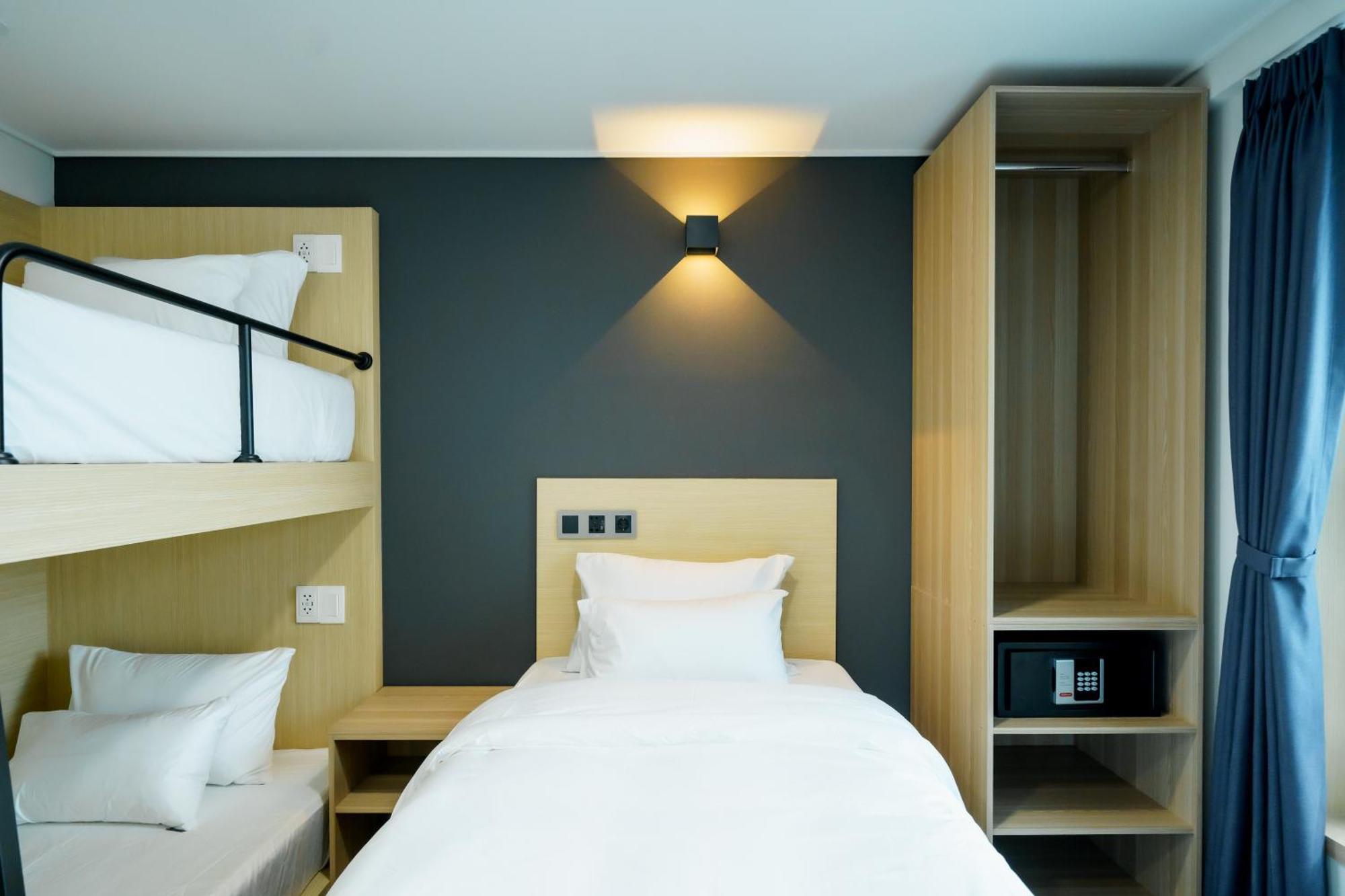The Stay Hue Myeongdong Сеул Екстер'єр фото