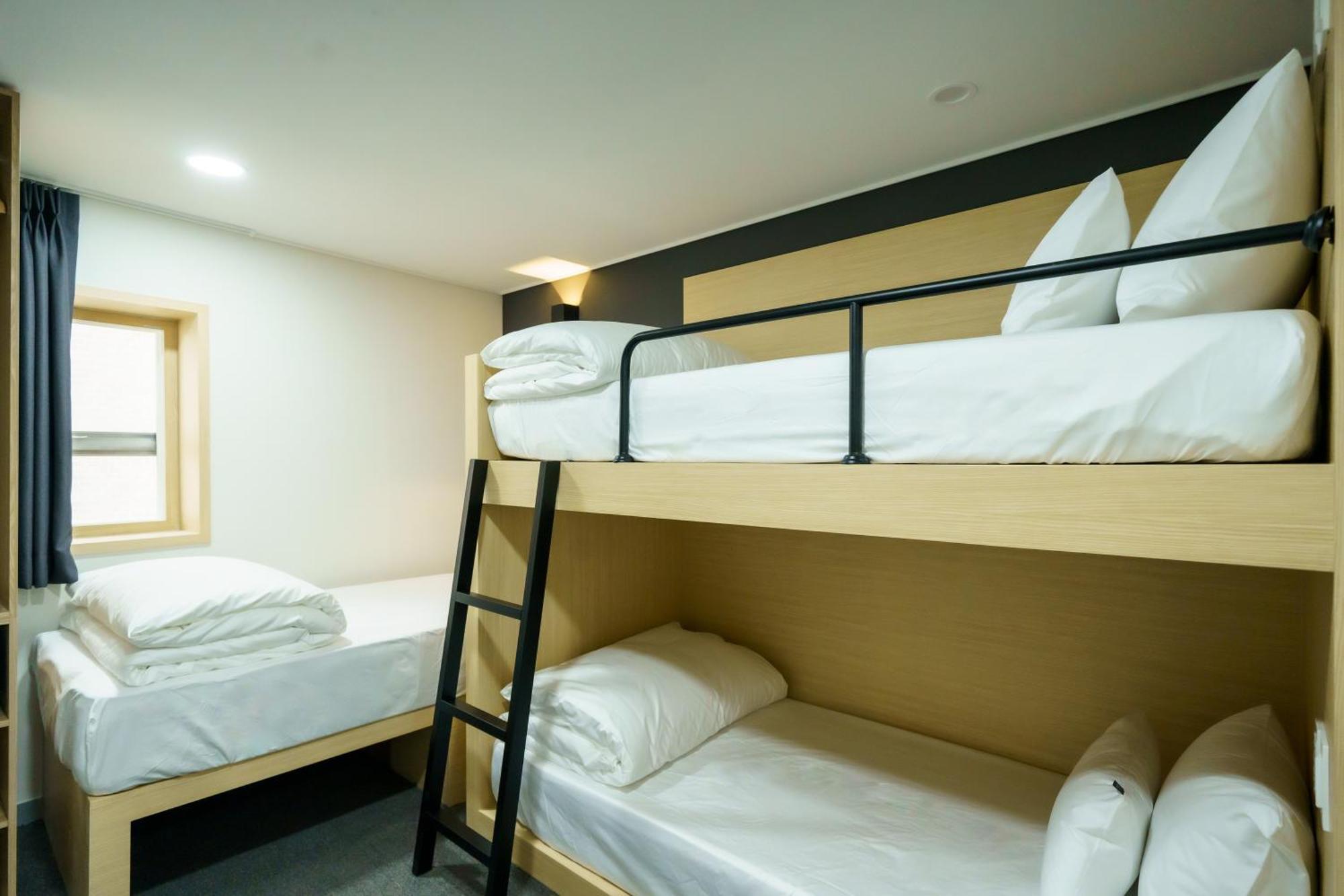 The Stay Hue Myeongdong Сеул Екстер'єр фото